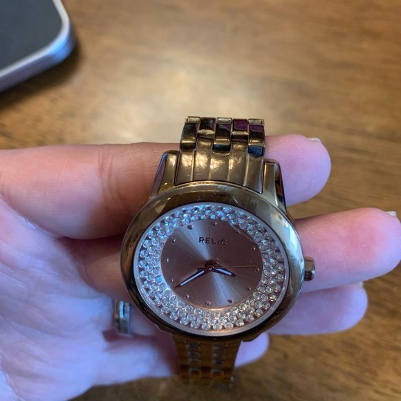 RELIC Rose Gold Crystal Faced Wrist Watch - Picture 6 of 6